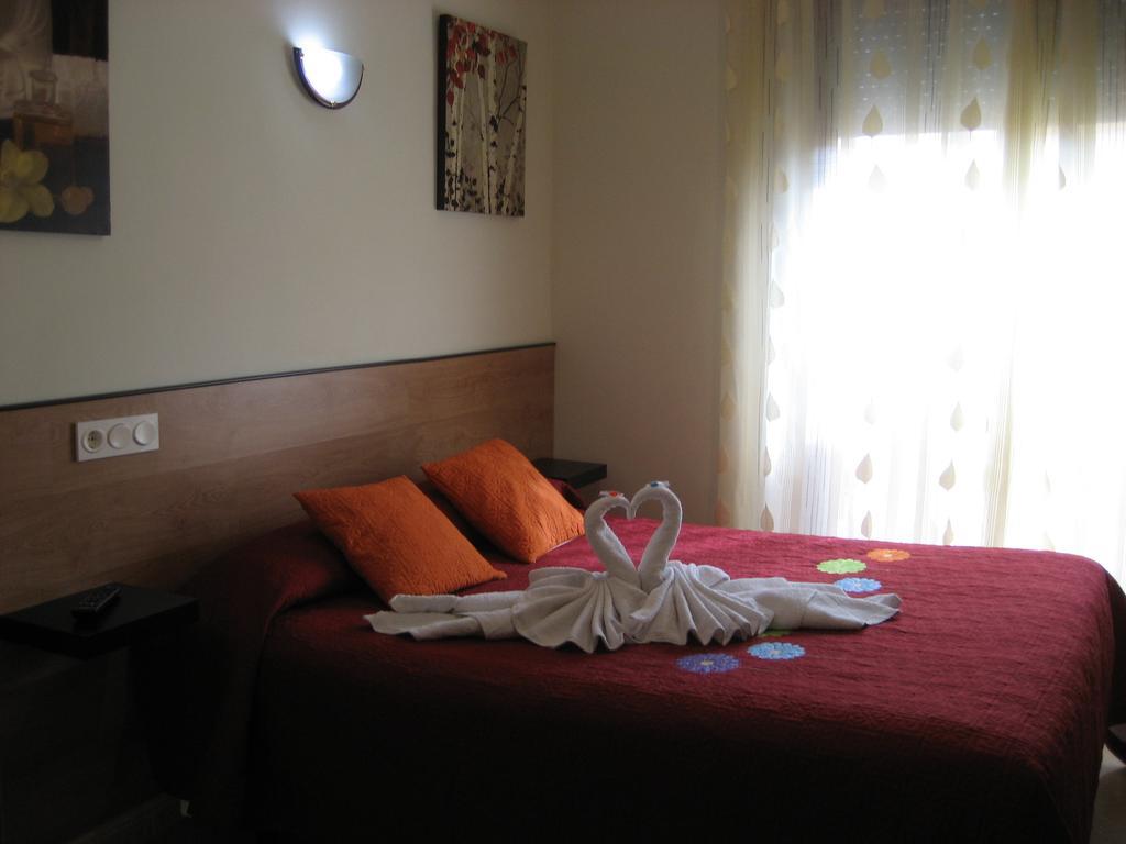 Hostal Huespedes Toledo Madrid Szoba fotó